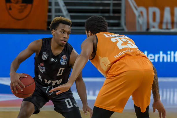 超虽然首发 超虽然首发